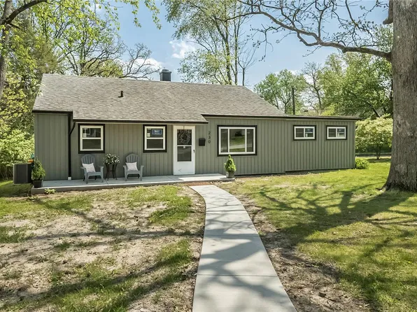 230 Clara Ave, Saint Louis, MO 63119
