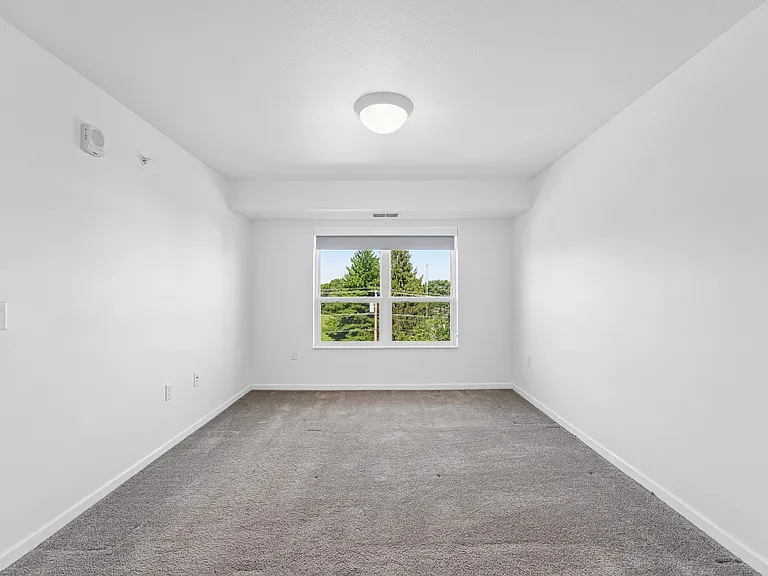The Lofts at Evergreen Knoll — Photo 6