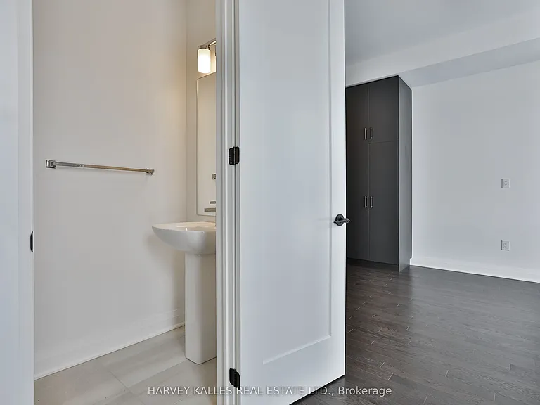204 Atkinson Ave — Photo 14