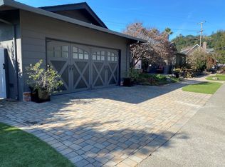 1938 E Foothill Dr, Santa Rosa, CA 95404