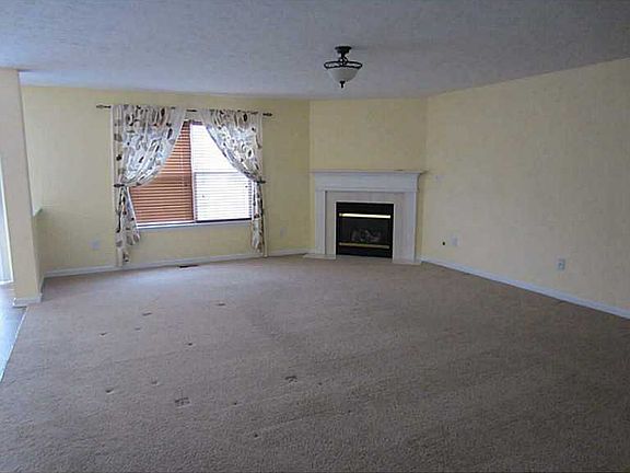 5th image of 11026 Bear Hollow Dr