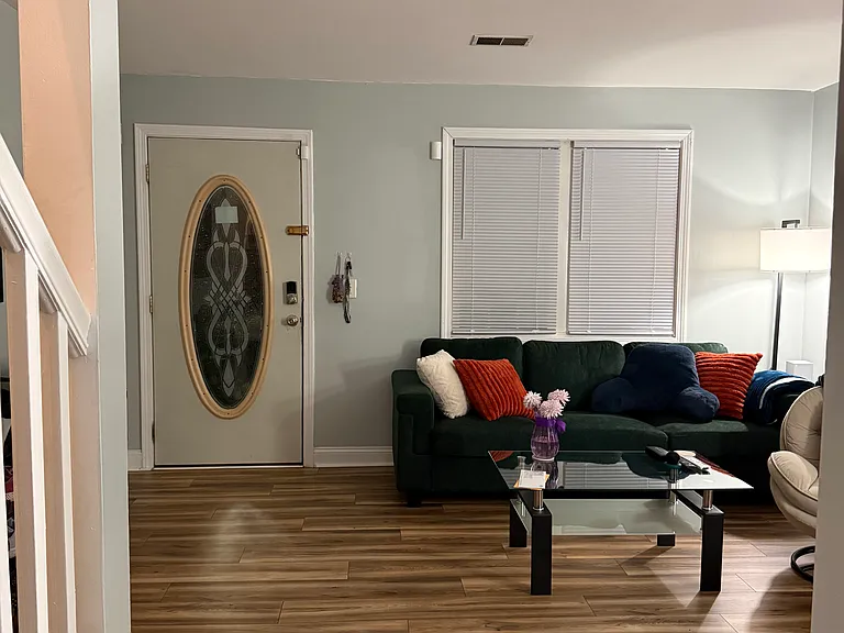 44 Ridgeway Ave — Photo 3