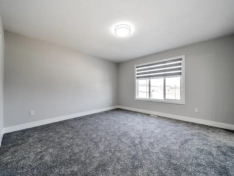 595 Black Stone Blvd #M — Photo 12