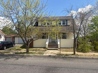 501 N 7th St, Millville, NJ 08332