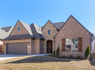 15704 Flora Ave, Edmond, OK 73013