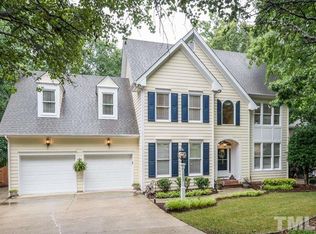 1003 Devonhurst Ct, Apex, NC 27502