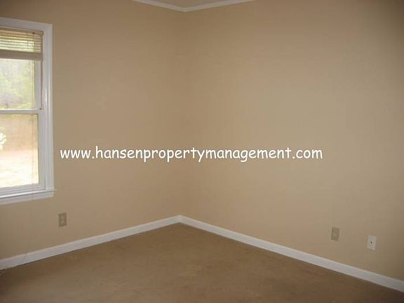 4th image of 1243 Britain Dr