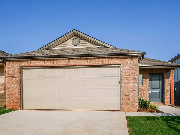 10049 Blackjack Rd — Photo 1