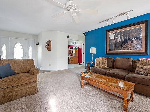 4th image of 1904 N Innisbrook Dr