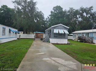 10121 SE 22nd Ter #R6, Webster, FL 33597