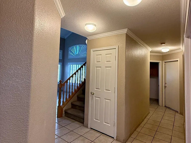 1273 W Swan Ct — Photo 27