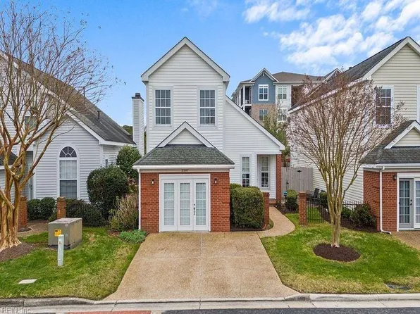 2197 Creeks Edge Dr, Virginia Beach, VA 23451