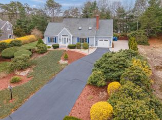 12 Rock Hollow Dr, East Falmouth, MA 02536