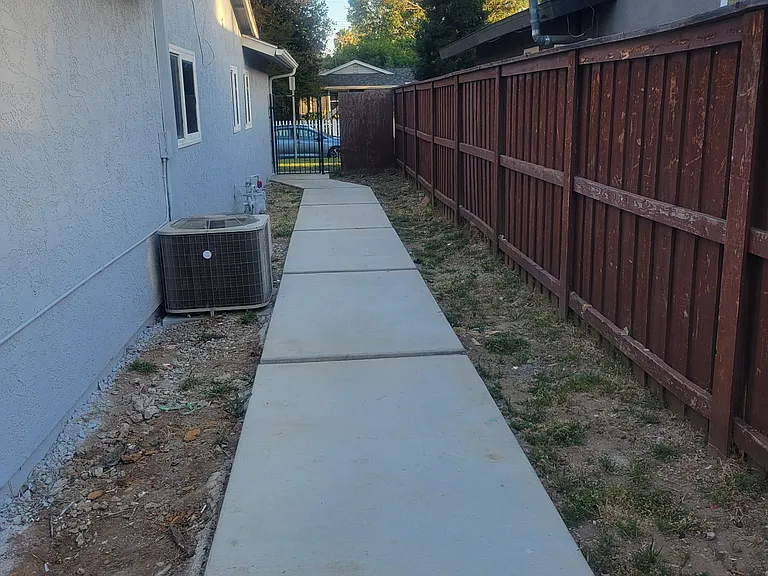 23099 Runnymede St — Photo 2