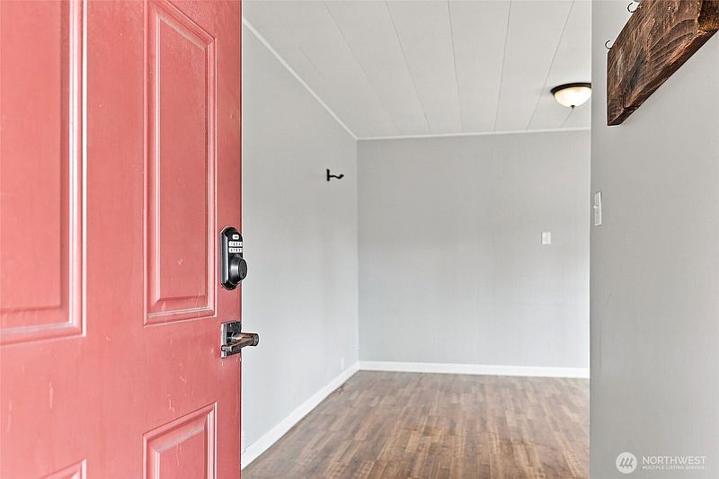 4th image of 1912 7th Street