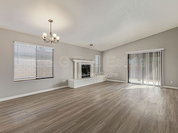 4th image of 6605 N 48th Ave