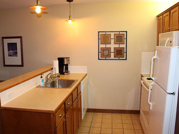 3rd image of 226 Alleghey Spgs