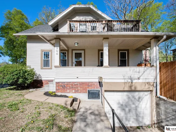 904 N 47th Ave, Omaha, NE 68132