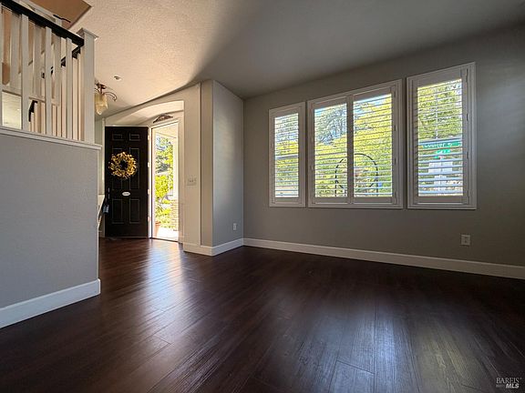 5th image of 113 Coulter Way