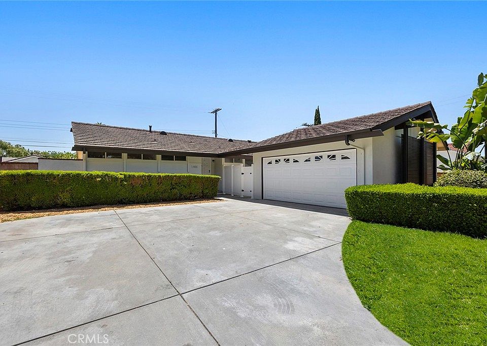 1st image of 1420 W Katella Ave
