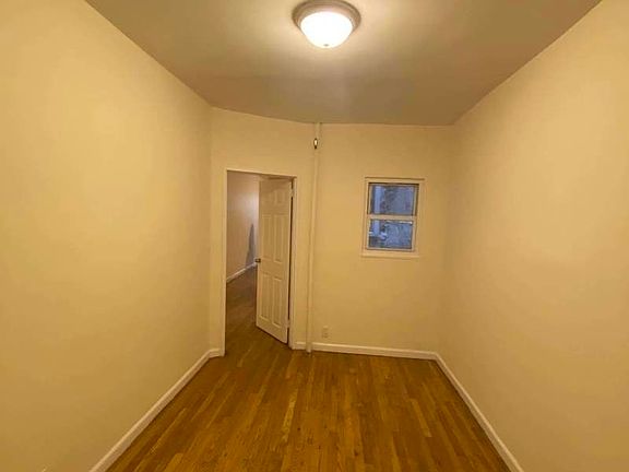 4th image of 450 W 58th St APT 1F