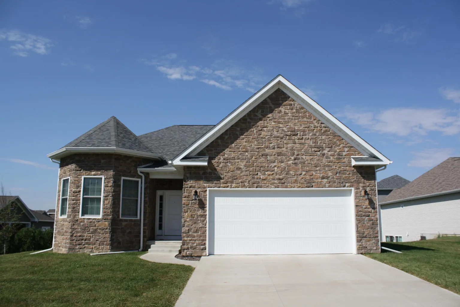 61 Cobblestone Ln photo 1