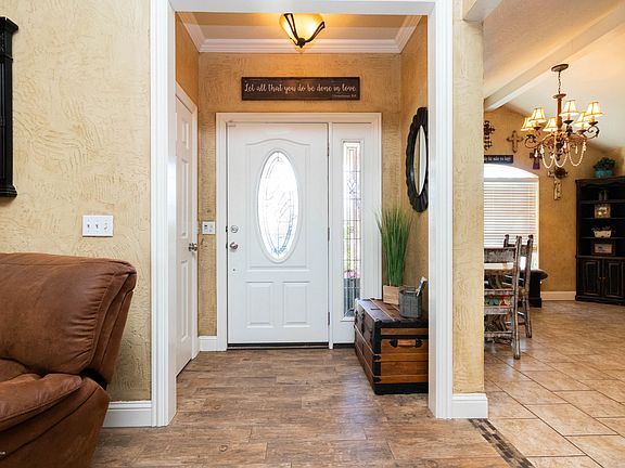 4th image of 8406 San Antonio Dr