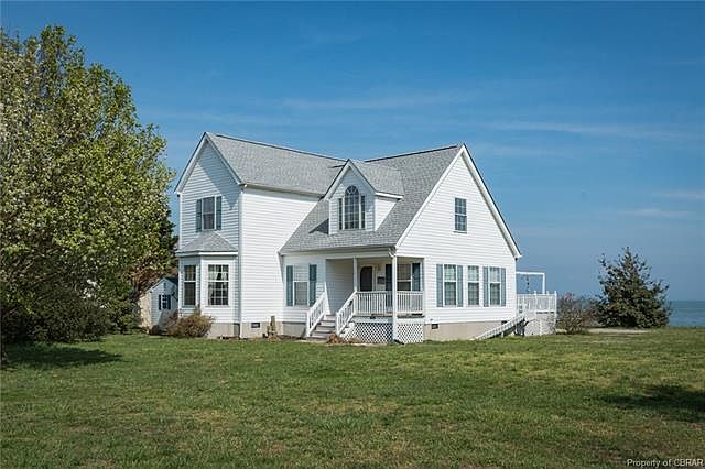 1st image of 213 Potomac Dr