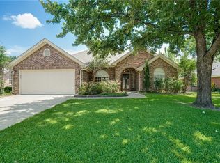 7020 Timberlane Dr, North Richland Hills, TX 76182