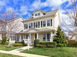 23344 Gardenwalk Dr, Ashburn, VA 20148