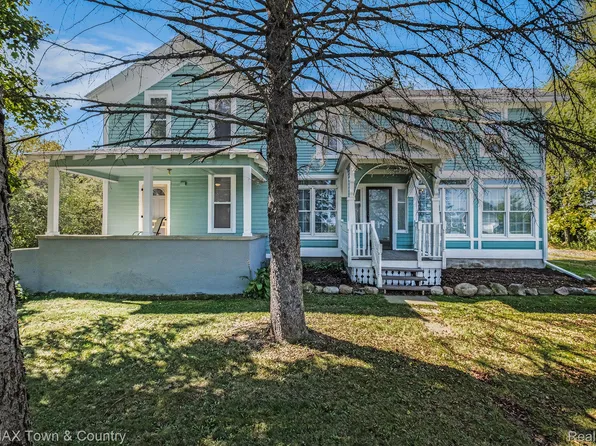 1366 S Morrish Rd, Flint, MI 48532