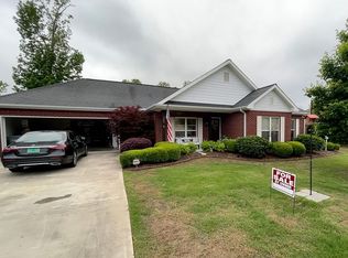 300 Stone Ridge Rd, Starkville, MS 39759