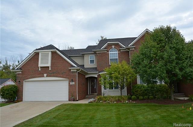 1st image of 24846 Valleywood Dr #1
