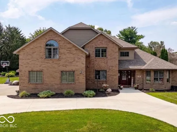 501 S Riviera Ln, Yorktown, IN 47396