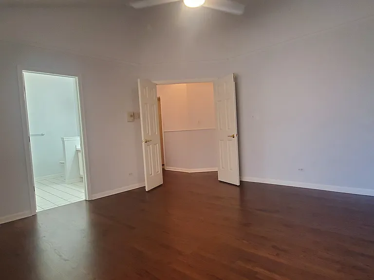 7322 Randolph St #6 — Photo 11