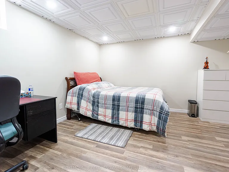 18 Quintessa Ct — Photo 6