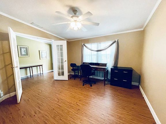 4th image of 1240 Brockway Ct