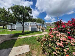 902 Devils River Dr, Granbury, TX 76048