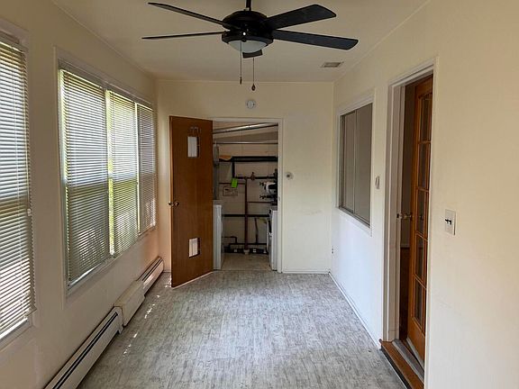 3rd image of 9 Willow Street #C