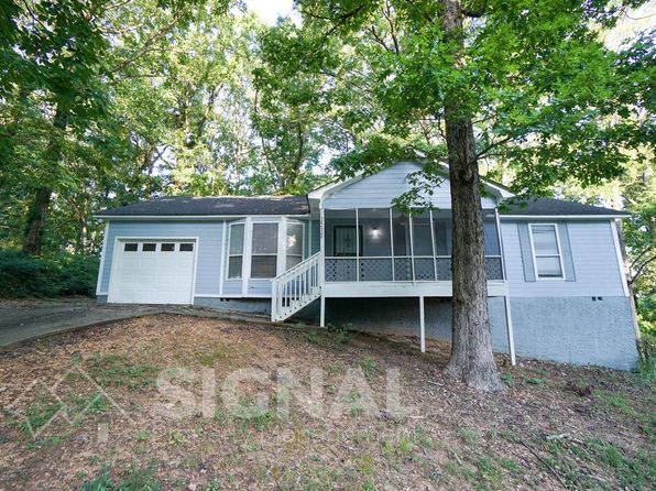 1312 Winola Ln