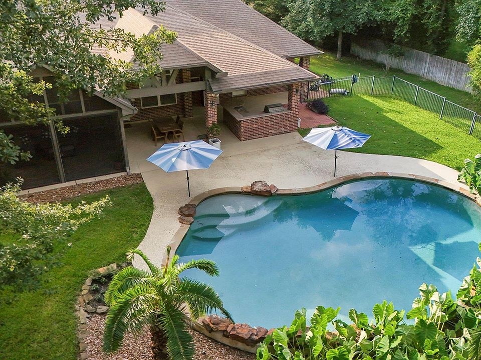 1st image of 499 Royal Navigator Rd