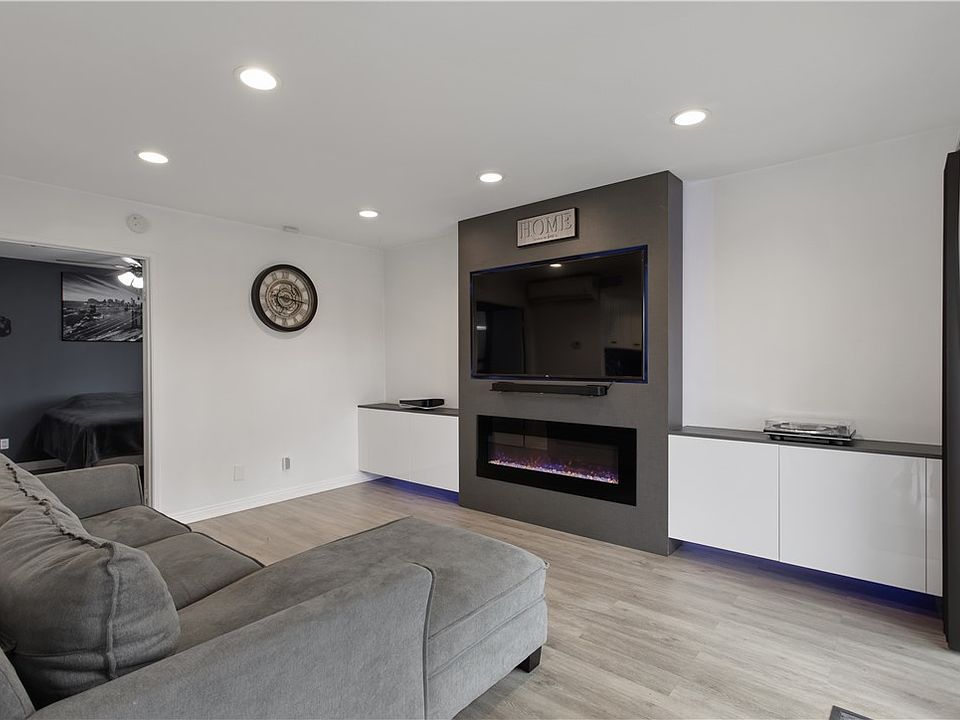 1st image of 2700 Brea Blvd APT 38
