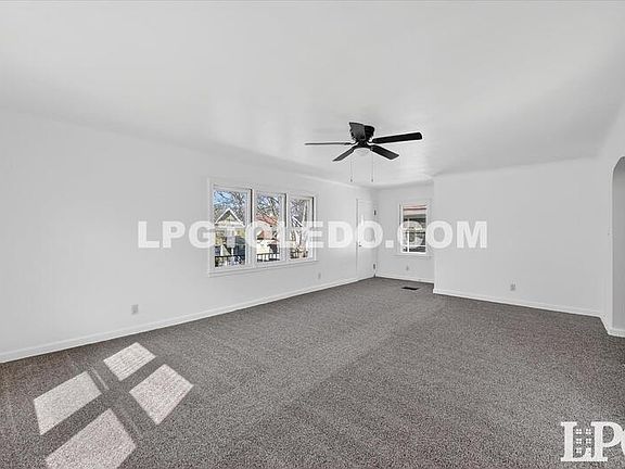 5th image of 4124 Vermaas Ave