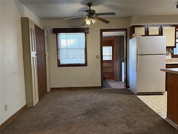 5th image of 2501 Harris Ave