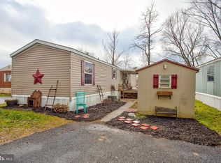 107 Lake Dr, Middletown, PA 17057
