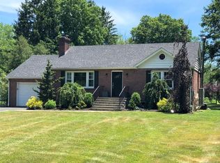 2141 Brookside Ave, Yorktown Heights, NY 10598