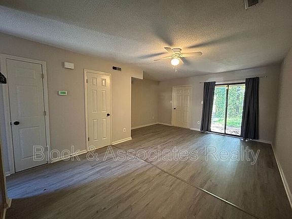 4th image of 802 Timberline Dr