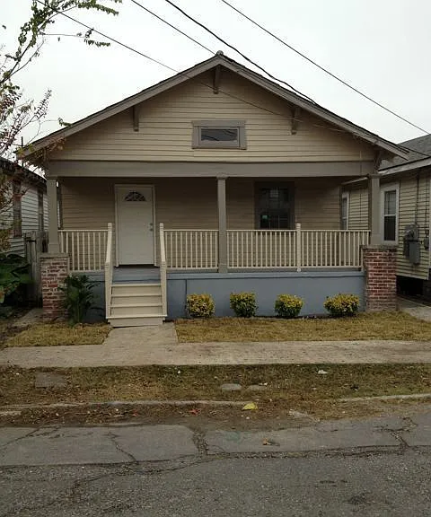 2625 Upperline St — Photo 1