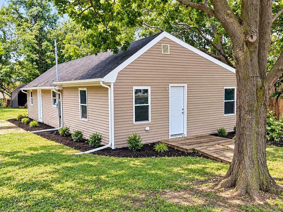 1st image of 182 Frowein Road