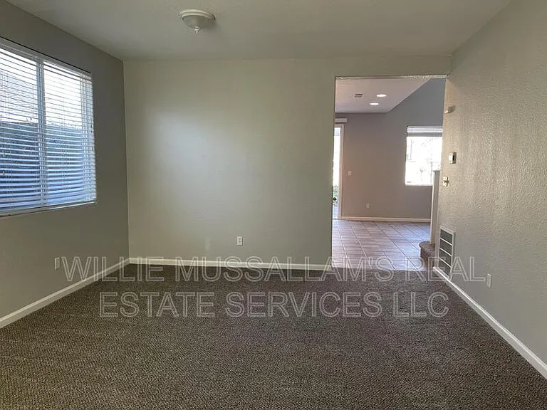4117 Rogers Canyon Rd — Photo 3